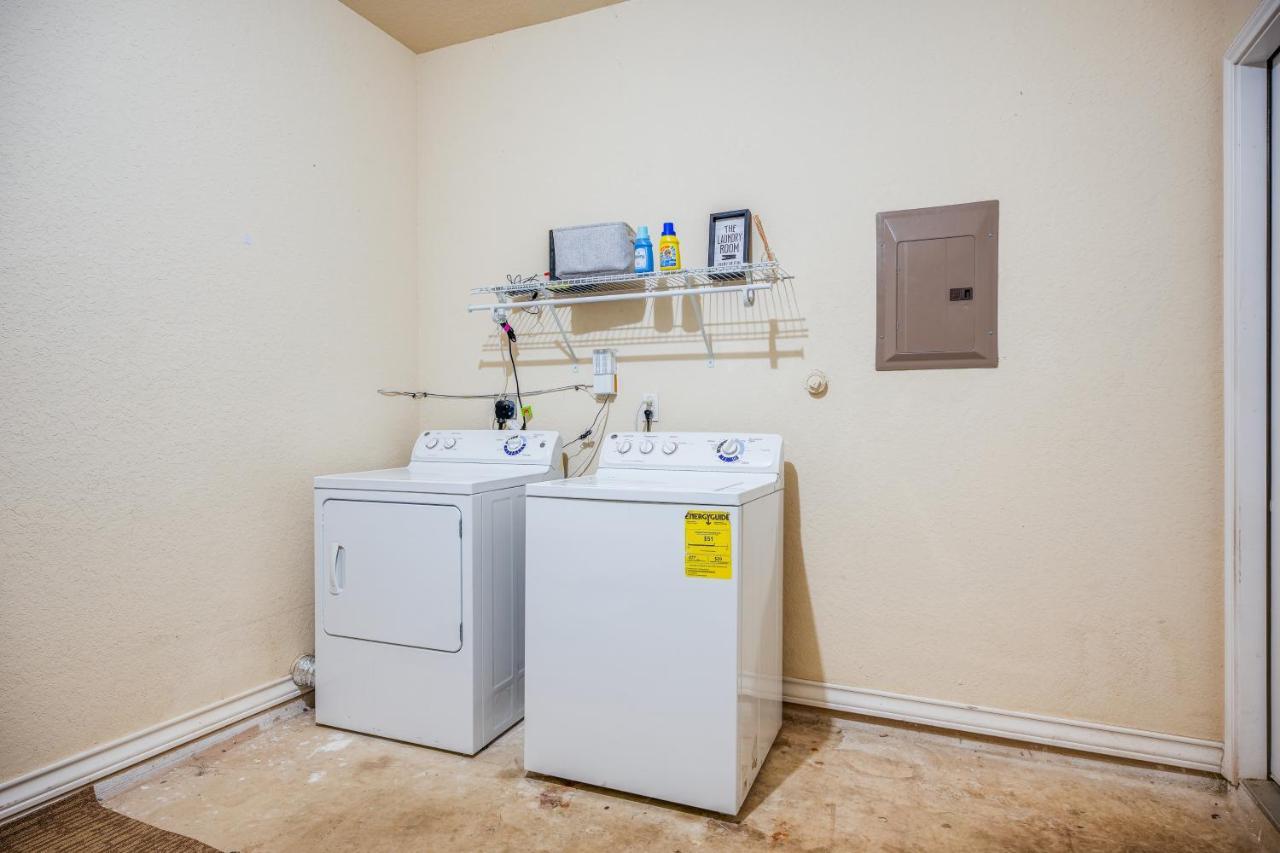 San Antonio Townhome About 2 Mi To Aquarium! Exterior photo